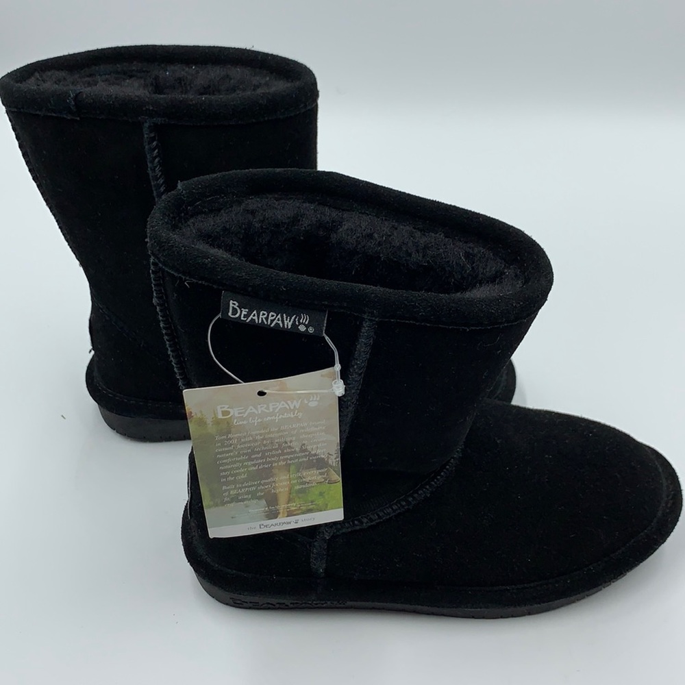 Boots NWT 13 Girl Boots Bear paw Suede Black